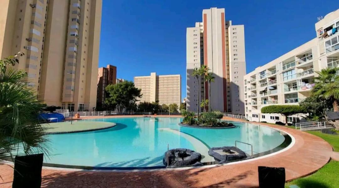 Vacanza Luxury Complex- Parking , Pool Only In The Summer , Rincon De Loix Benidorm Exterior foto