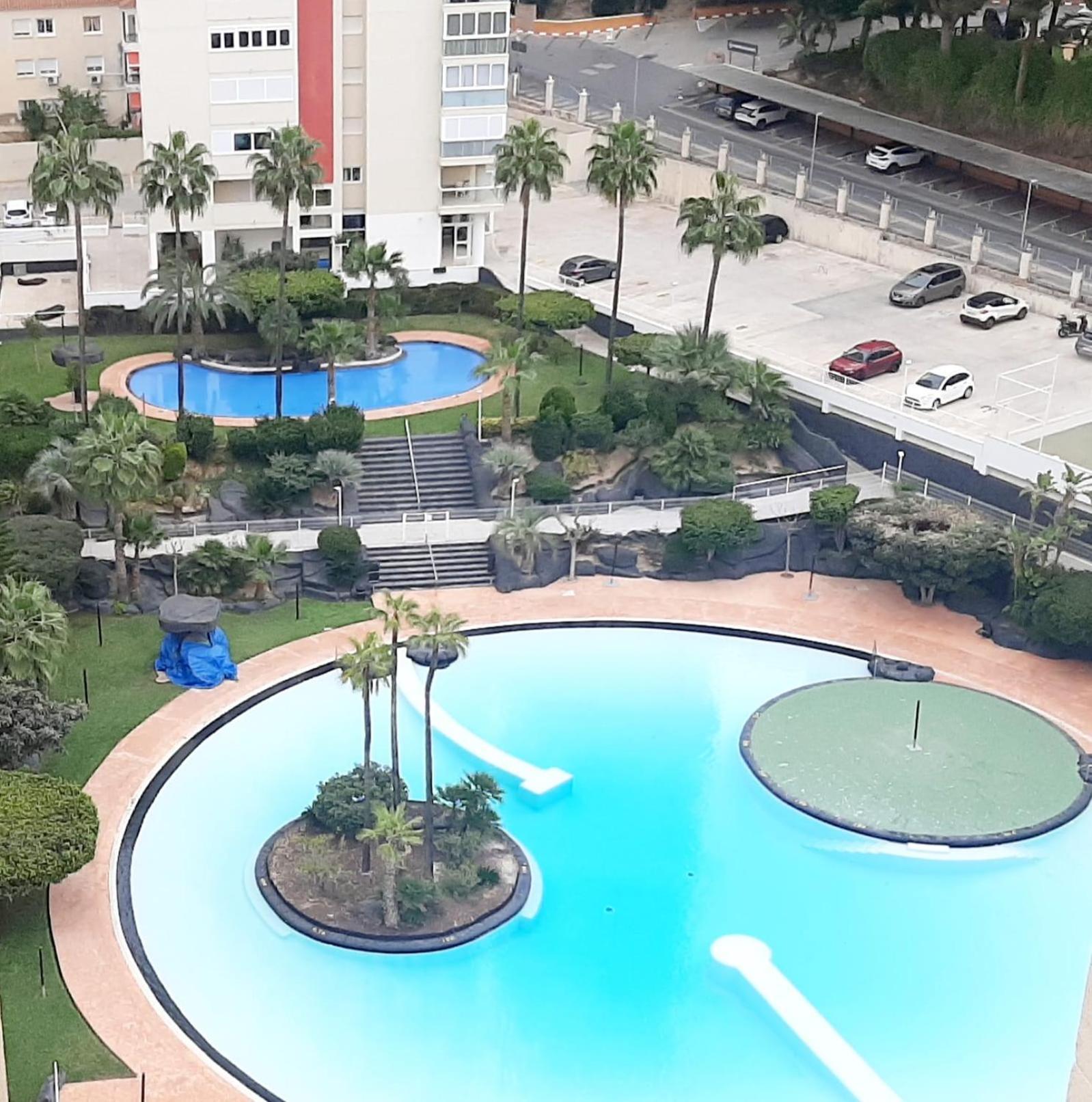 Vacanza Luxury Complex- Parking , Pool Only In The Summer , Rincon De Loix Benidorm Exterior foto